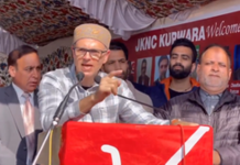 CM ਉਮਰ ਅਬਦੁੱਲਾ ਦਾ ਫਿਟਨੈਸ ਸਟਾਈਲ: ਜੰਮੂ ਦੀਆਂ ਸੜਕਾਂ ‘ਤੇ ਦੌੜਦੇ ਹੋਏ ਦਿੱਤੇ ਦਿਖਾਈ