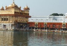 ਸ੍ਰੀ ਦਰਬਾਰ ਸਾਹਿਬ ਨਤਮਸਤਕ ਹੋਏ ਰਾਜ ਸਭਾ ਮੈਂਬਰ ਤਰੁਣ ਚੁੱਘ ਤੇ ਭਾਜਪਾ ਪ੍ਰਧਾਨ ਕੇਵਲ ਸਿੰਘ ਢਿੱਲੋਂ