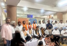 ਵਕੀਲਾਂ ਨੇ ਪੂਰੇ ਦਿਨ ਦੀ ਹੜਤਾਲ ਕਰਕੇ ਠੱਪ ਕੀਤਾ ਕਚਹਿਰੀਆਂ ਦਾ ਕੰਮਕਾਜ