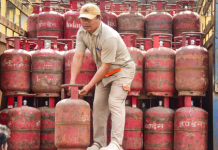 ਤਿਉਹਾਰਾਂ ਤੋਂ ਪਹਿਲਾਂ ਮਹਿੰਗਾਈ ਦਾ ਝਟਕਾ: LPG ਸਿਲੰਡਰ ਦੀਆਂ ਕੀਮਤਾਂ ‘ਚ ਹੋਇਆ ਵਾਧਾ
